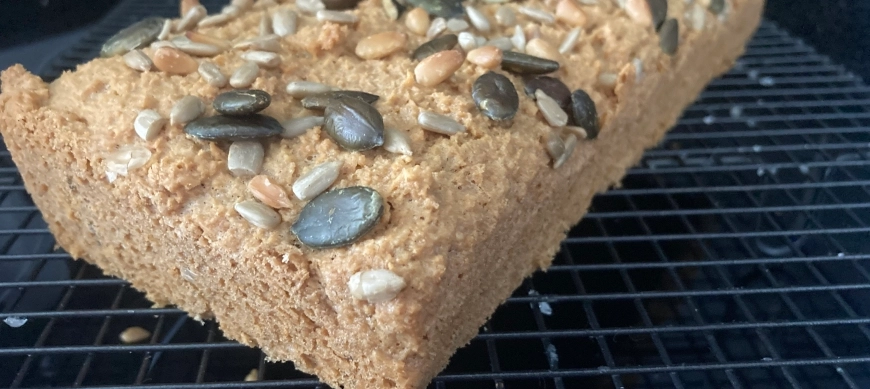 Pan de coco y nueces de macadamia. Dieta Keto Thermomix