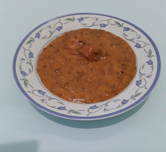 LENTEJAS CON VERDURAS Y CHORIZO